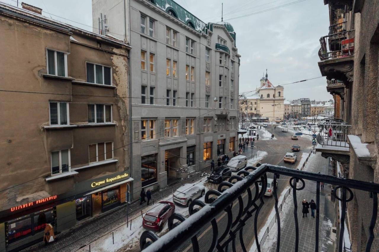 Apartment On Hnatiuka With Parking Lemberg Exterior foto